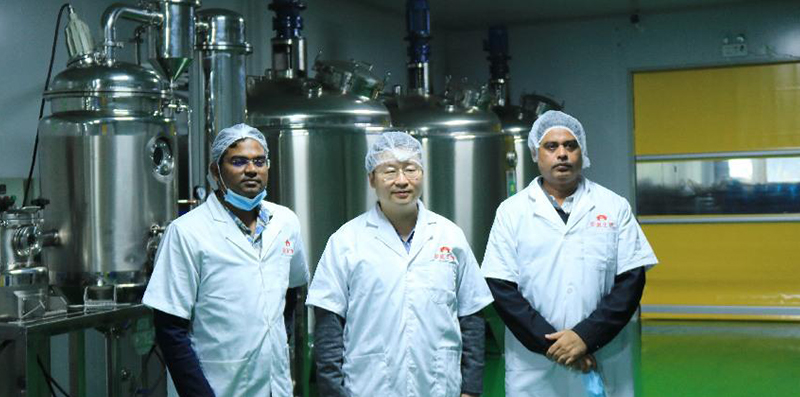  Clientes indios visitaron BOLAIKE en Jiangsu para inspeccionar equipos de liofilización de alimentos especiales como el curry y llegaron a un acuerdo de compra preliminar.